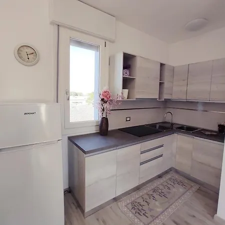 Condominio Trincarino 아파트 비비오네